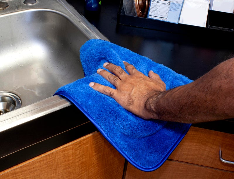 Eurow Double Density 700 GSM Microfiber Shag Towels with Satin Edge, Ultra Absorbent Scratch-Free Car Wash, Dry & Detail Towels, Soft & Fluffy Cleaning Cloths, 12x16 Inches, 10-Pack, Blue - Image 5